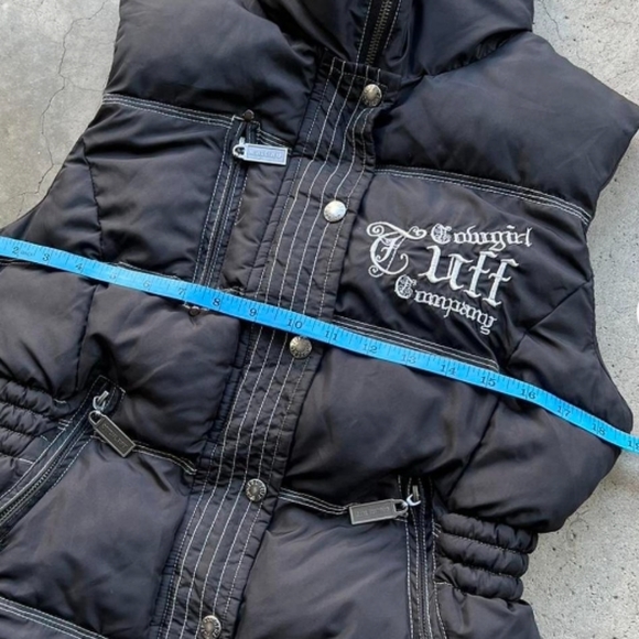 COWGIRL TUFF NEVER GIVE UP - Picture 7 of 8